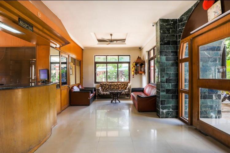 Hotel Priti International マプサ エクステリア 写真