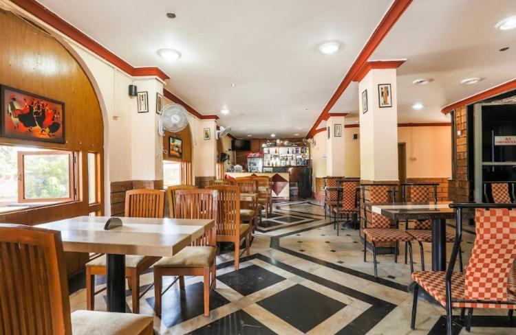 Hotel Priti International マプサ エクステリア 写真